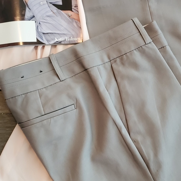 2/$15 [Banana Republic] Grey Martin Fit Flare Pants - Picture 4 of 10